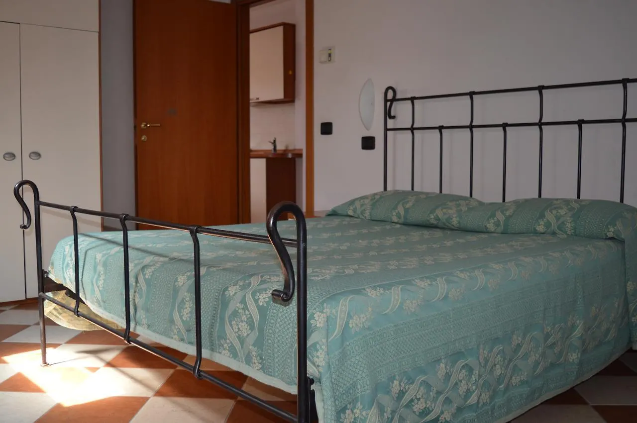 Residenza Villa Margherita Rimini 3*,
